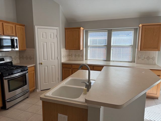 1329 Bent Tree Drive, Frisco, TX 75036