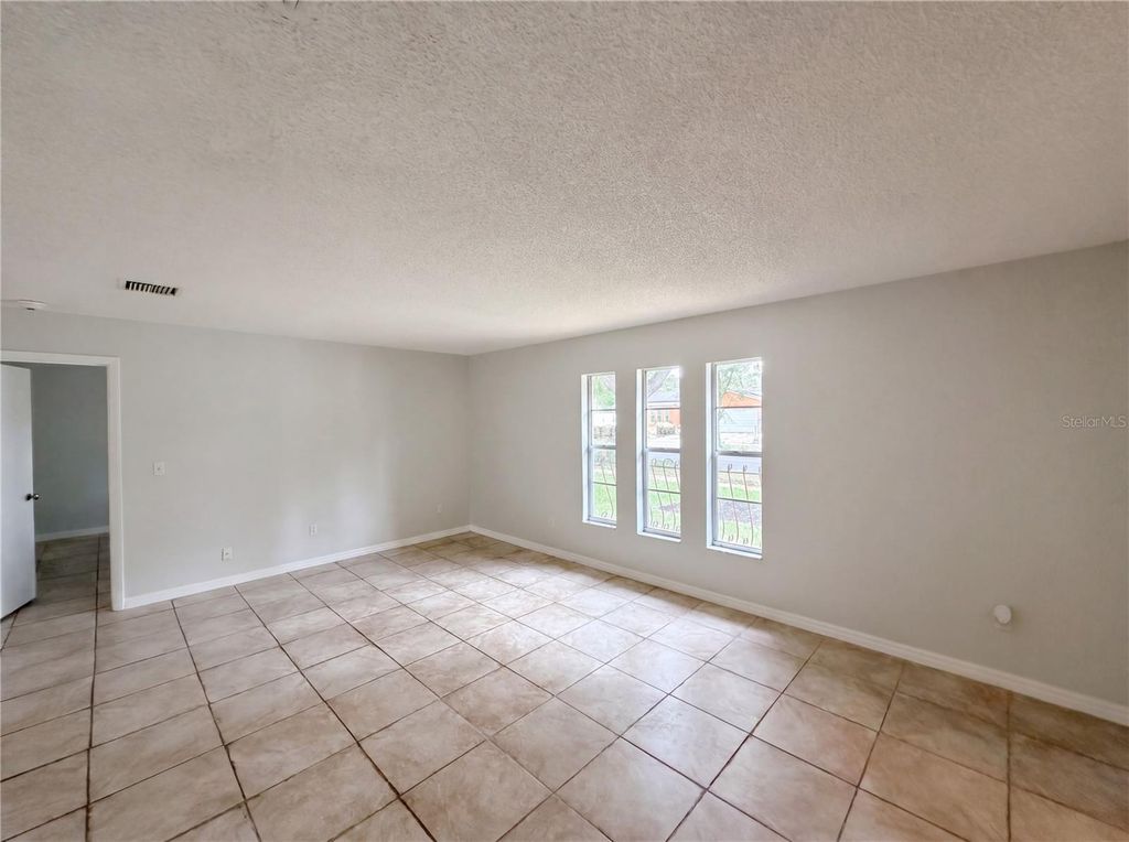Image 18 of property listing at 4730 CARMEL STREET, Orlando, FL 32808