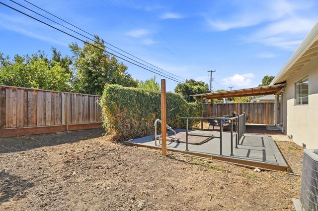 1662 Everglades Drive, Milpitas, CA 95035
