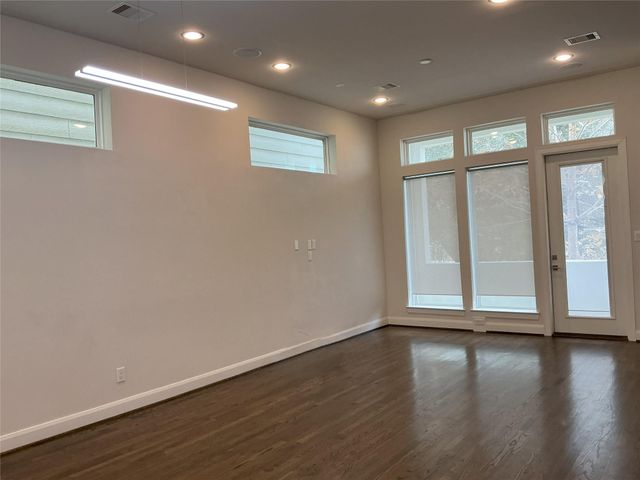 3123 Leeland Street, Houston, TX 77003