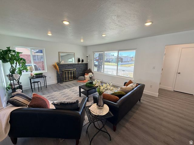 5256 S 2000 W, Roy, UT 84067