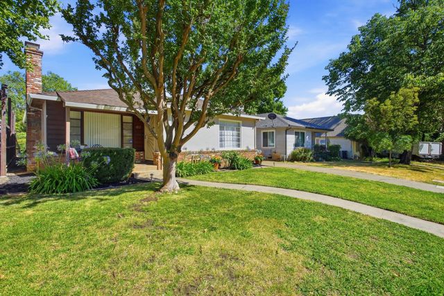 617 45th St, Sacramento, CA 95819