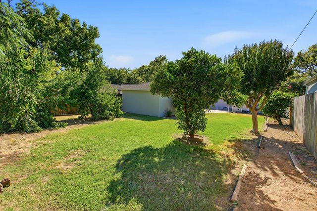 617 45th St, Sacramento, CA 95819