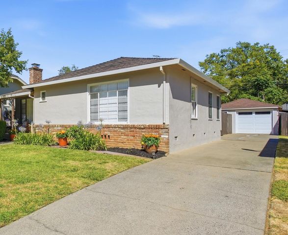 617 45th St, Sacramento, CA 95819
