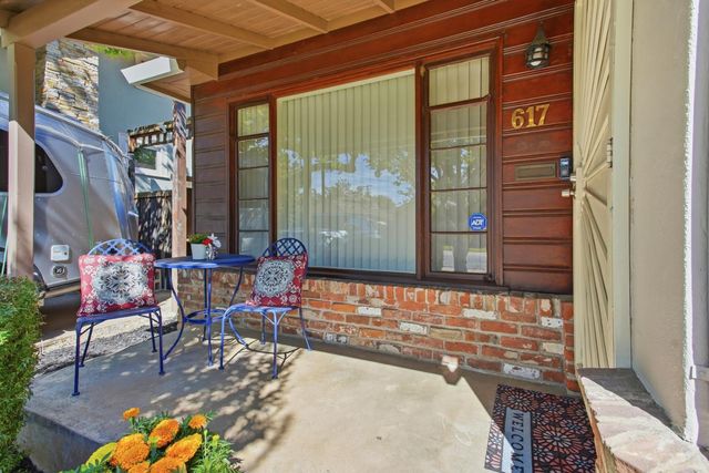 617 45th St, Sacramento, CA 95819