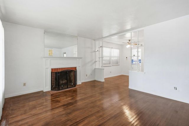 617 45th St, Sacramento, CA 95819