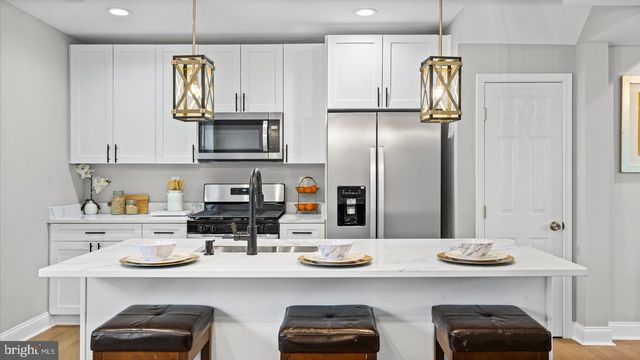 1633 RALWORTH RD, Baltimore, MD 21218