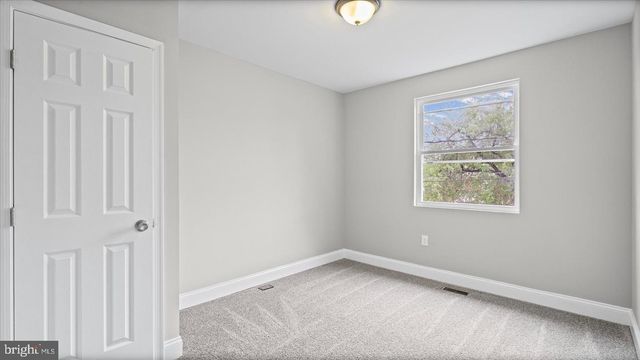 1633 RALWORTH RD, Baltimore, MD 21218