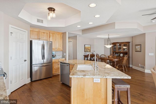 1197 Gallery Lane, Chaska, MN 55318