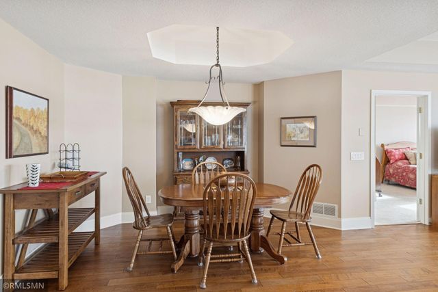 1197 Gallery Lane, Chaska, MN 55318