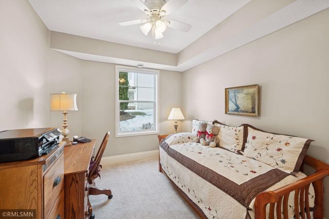 1197 Gallery Lane, Chaska, MN 55318