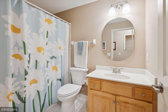 1197 Gallery Lane, Chaska, MN 55318