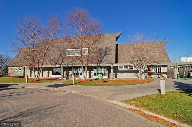 1197 Gallery Lane, Chaska, MN 55318