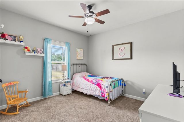 588 Rice Road, Taylor, AL 36301