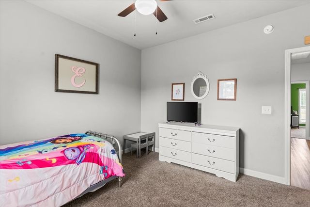 588 Rice Road, Taylor, AL 36301