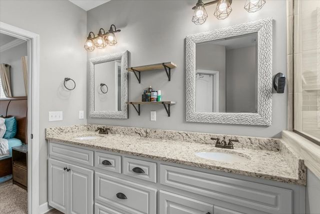 588 Rice Road, Taylor, AL 36301