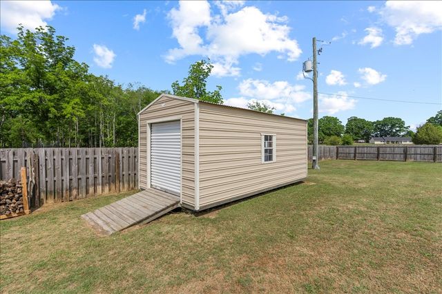 588 Rice Road, Taylor, AL 36301