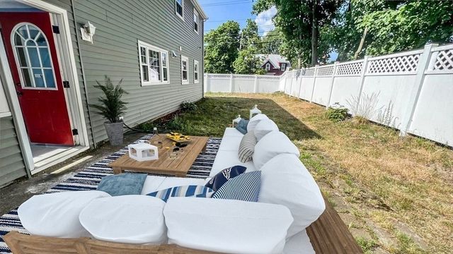 4 Lake St, Braintree, MA 02184