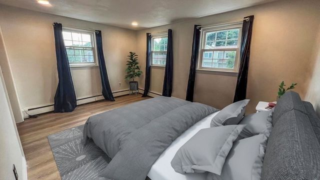 4 Lake St, Braintree, MA 02184