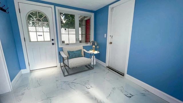 4 Lake St, Braintree, MA 02184