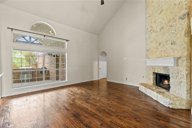 613 Windward Drive, Murphy, TX 75094