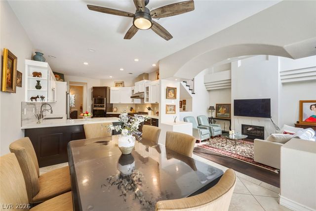 3111 Lido Isle Court, Las Vegas, NV 89117