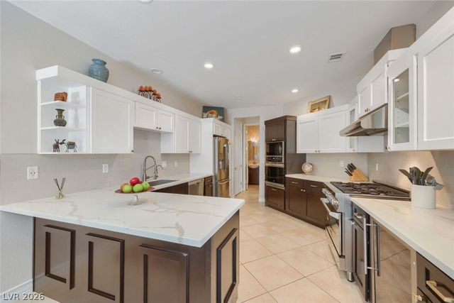 3111 Lido Isle Court, Las Vegas, NV 89117
