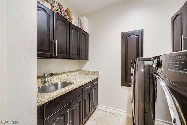 3111 Lido Isle Court, Las Vegas, NV 89117