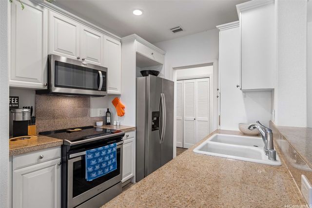 92-1202 Olani Street 66-5, Kapolei, HI 96707