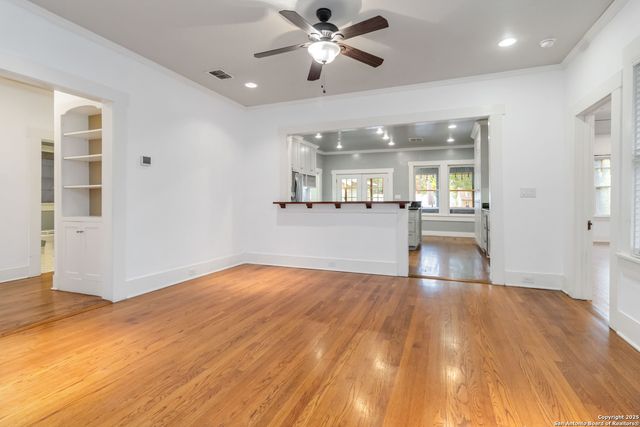 211 lindell, San Antonio, TX 78212