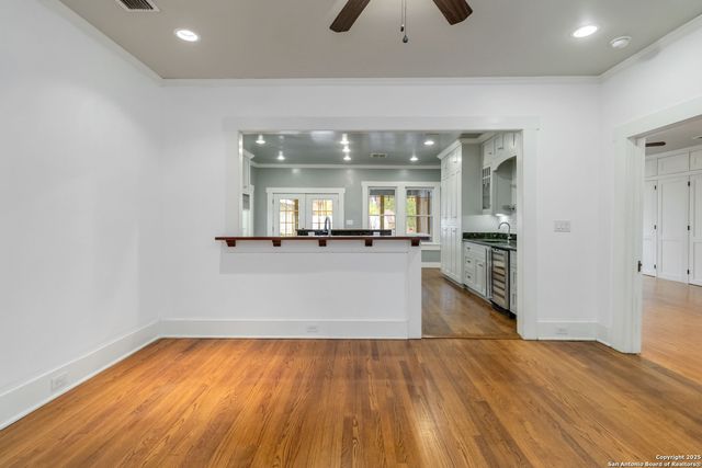 211 lindell, San Antonio, TX 78212