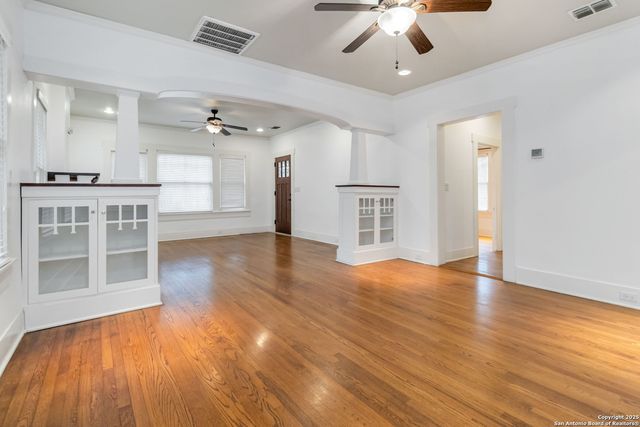 211 lindell, San Antonio, TX 78212