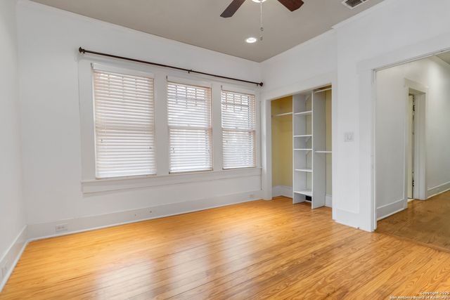 211 lindell, San Antonio, TX 78212