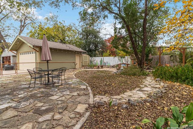 211 lindell, San Antonio, TX 78212