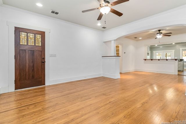 211 lindell, San Antonio, TX 78212