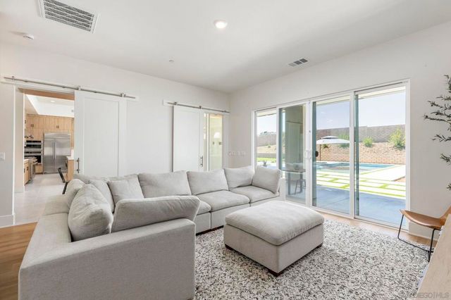 32213 Daybrook Ter, Temecula, CA 92591