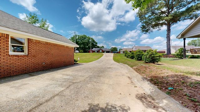 45 Lee Road 0996, Phenix City, AL 36867