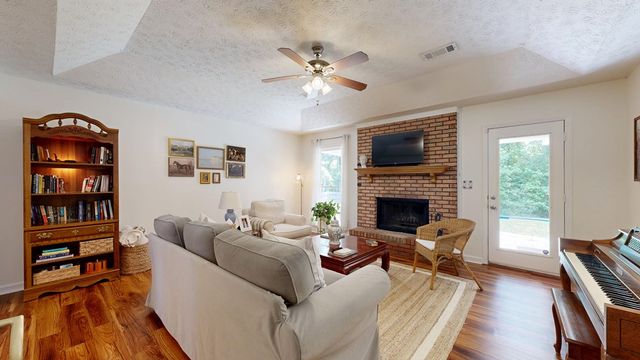 45 Lee Road 0996, Phenix City, AL 36867