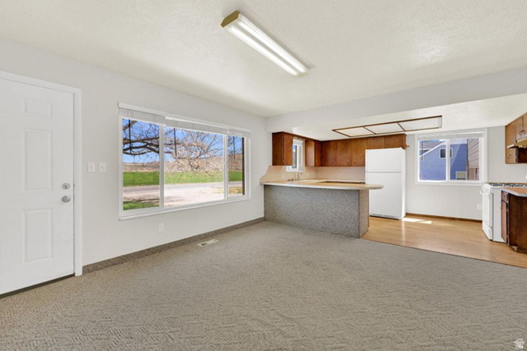 Image 2 of property listing at 15495 N 4400 W, Garland, UT 84312