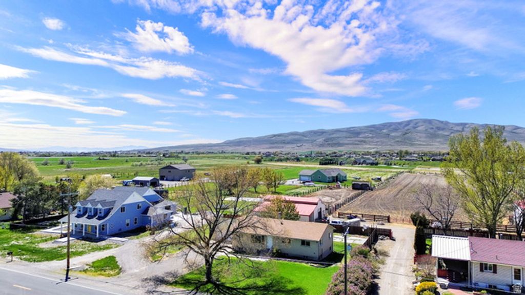 Image 30 of property listing at 15495 N 4400 W, Garland, UT 84312