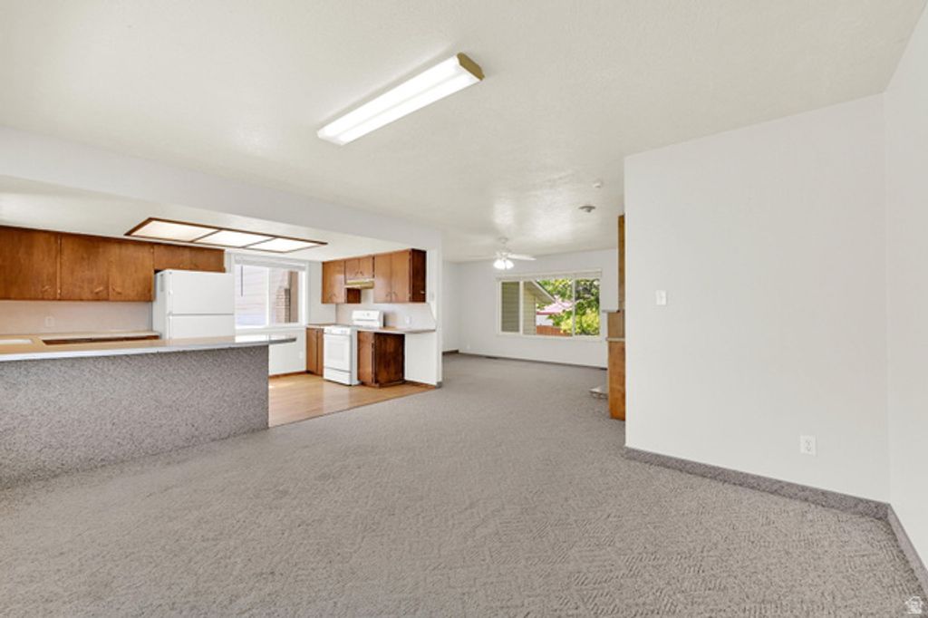 Image 5 of property listing at 15495 N 4400 W, Garland, UT 84312