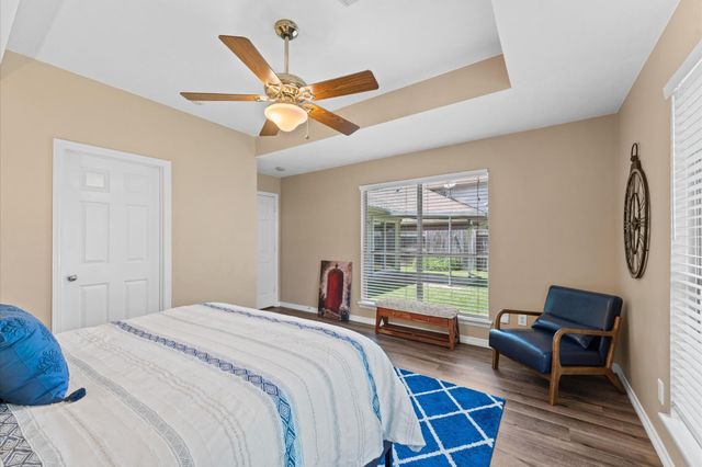 6318 Pleasant Stream Drive, Katy, TX 77449