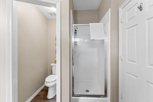 6318 Pleasant Stream Drive, Katy, TX 77449