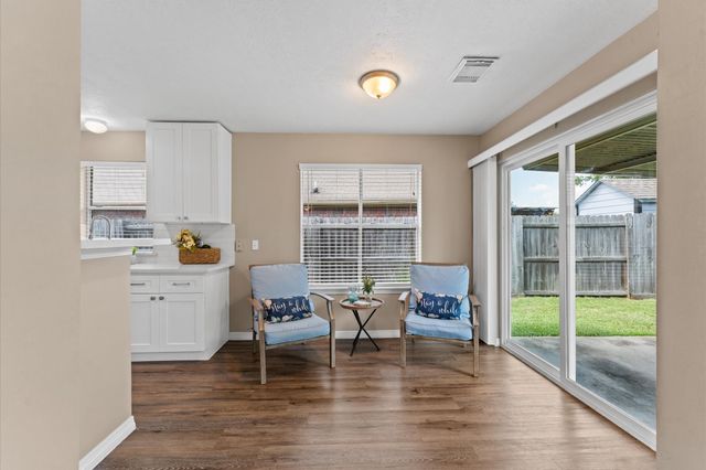 6318 Pleasant Stream Drive, Katy, TX 77449