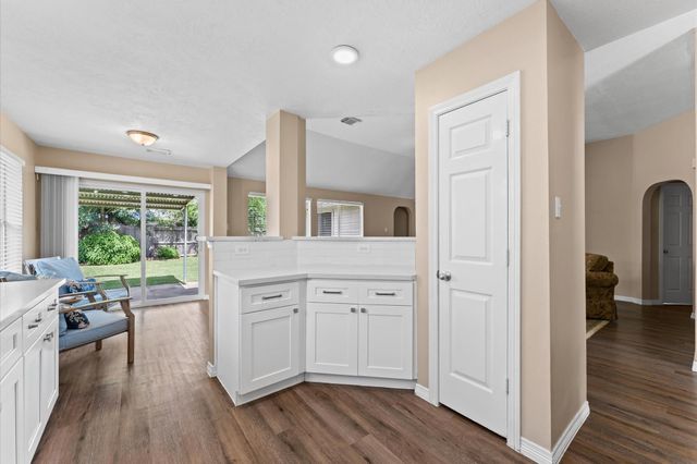 6318 Pleasant Stream Drive, Katy, TX 77449