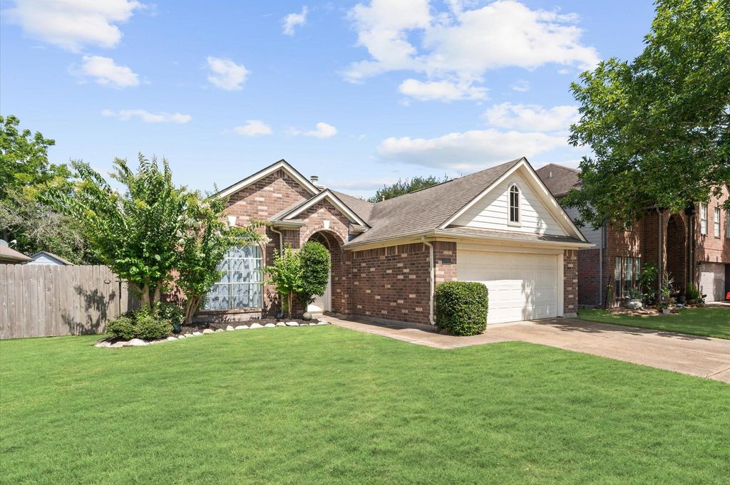 6318 Pleasant Stream Drive, Katy, TX 77449