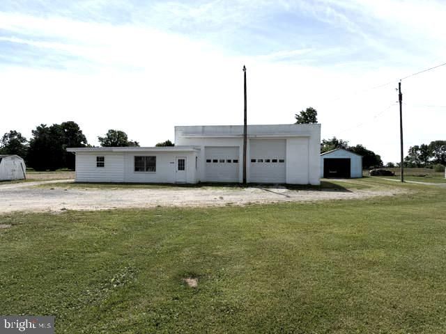 1090 FREDERICK PIKE, Littlestown, PA 17340