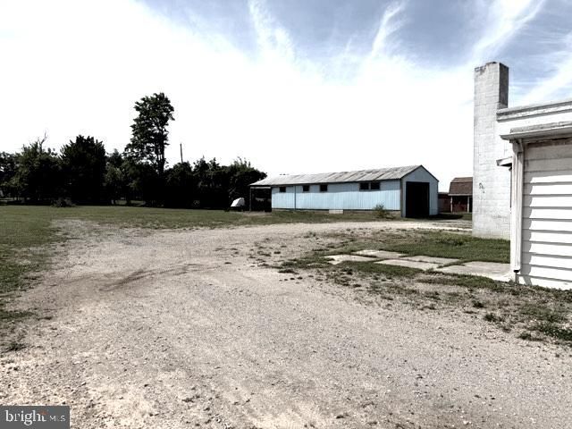1090 FREDERICK PIKE, Littlestown, PA 17340