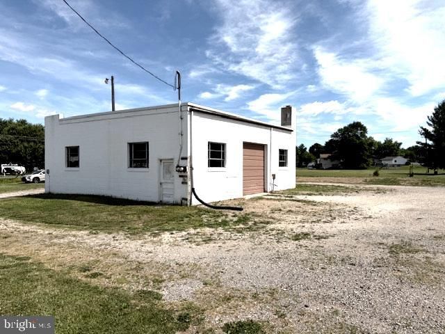 1090 FREDERICK PIKE, Littlestown, PA 17340