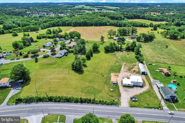 1090 FREDERICK PIKE, Littlestown, PA 17340